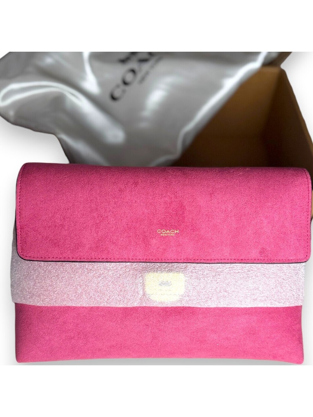 🌺 COACH Chelsea Fuchsia 30 Suede Shoulder Bag